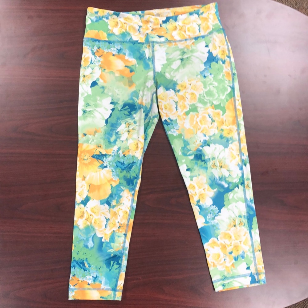 90° Degree M by Reflex Fitness Legging Capris